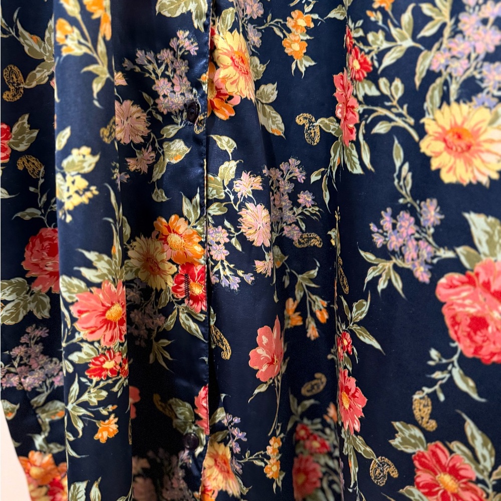 EJC Intimates Navy Floral Satin Button-Up nightgown OSF - Picture 4 of 6